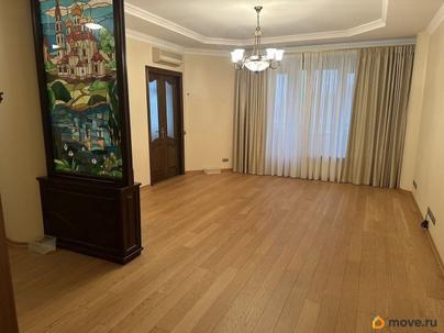 3-комн. квартира, 132 м&sup2;