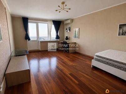 3-комн. квартира, 82.4 м&sup2;