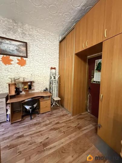 комната, 27 м&sup2;