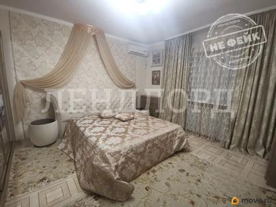 дом, 223 м&sup2;, 2.3 сотки