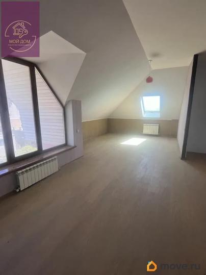дом, 551 м&sup2;, 10 соток
