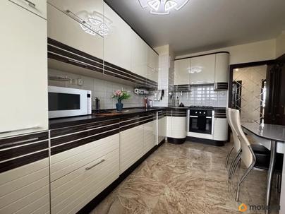 4-комн. квартира, 82.2 м&sup2;
