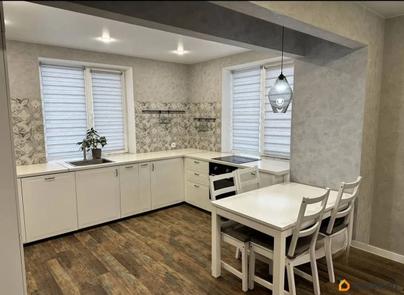 дом, 232.1 м&sup2;, 10 соток