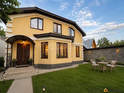 дом, 246 м&sup2;, 7 соток