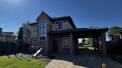 дом, 170 м&sup2;, 9 соток
