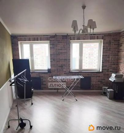 2-комн. квартира, 76.5 м&sup2;