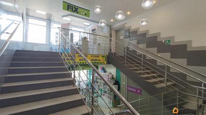 торговое помещение, 880 м&sup2;