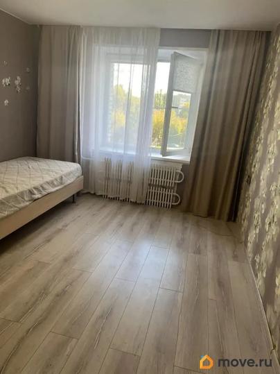комната, 27 м&sup2;