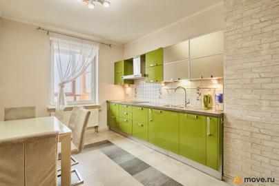 2-комн. квартира, 76.6 м&sup2;