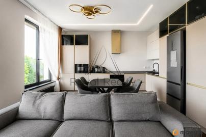 4-комн. квартира, 107 м&sup2;