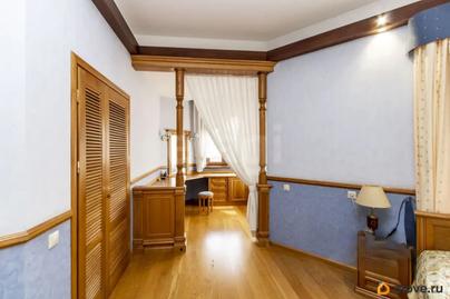 дом, 717 м&sup2;, 14.94 сотки