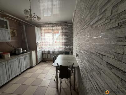 3-комн. квартира, 110 м&sup2;