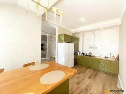 3-комн. квартира, 82 м&sup2;