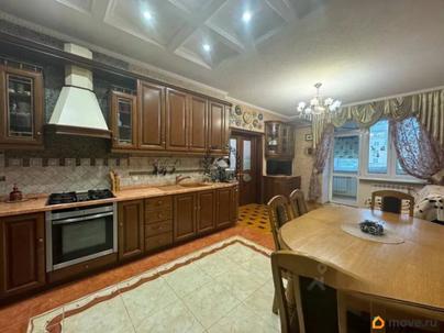 таунхаус, 450 м&sup2;, 2 сотки