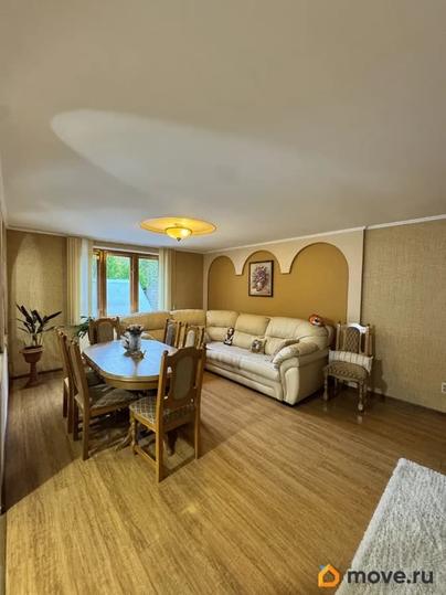 дом, 161.3 м&sup2;, 3 сотки